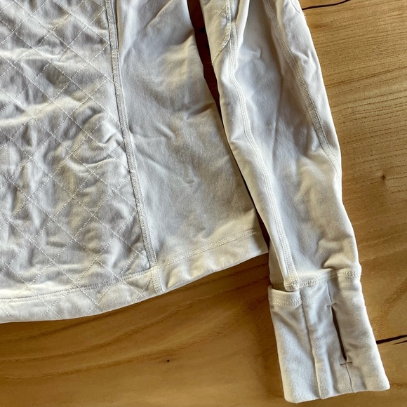 Lululemon Reflective Run Top - Picture 4 of 4